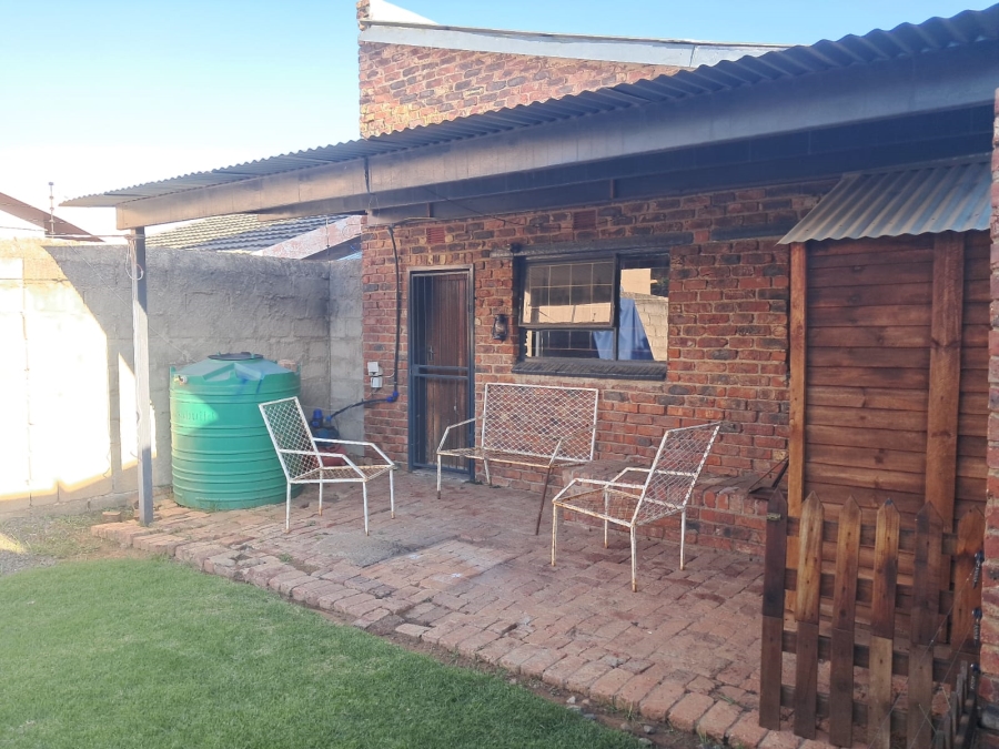4 Bedroom Property for Sale in Riebeeckstad Free State